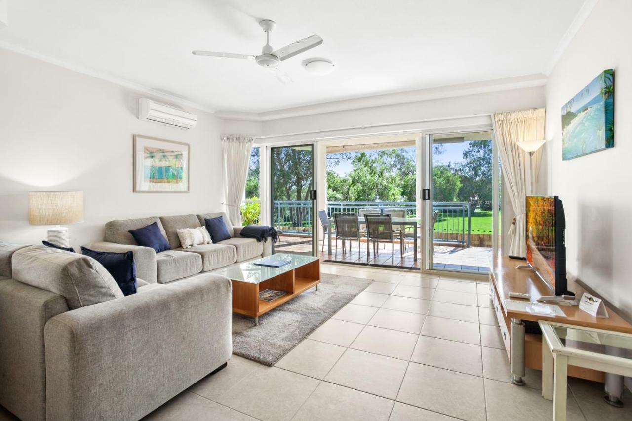 Noosa Riviera Resort นูซาวิลล์ ภายนอก รูปภาพ