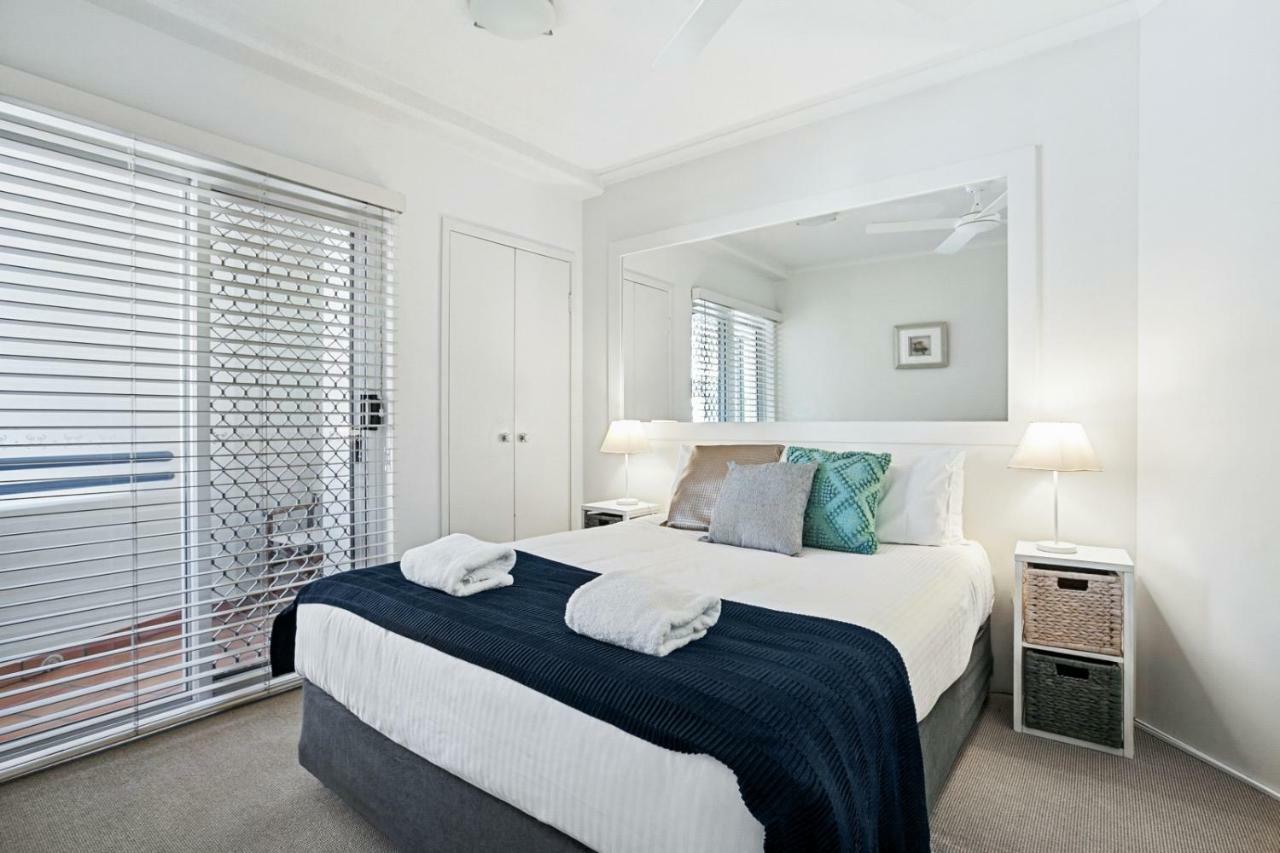 Noosa Riviera Resort นูซาวิลล์ ภายนอก รูปภาพ