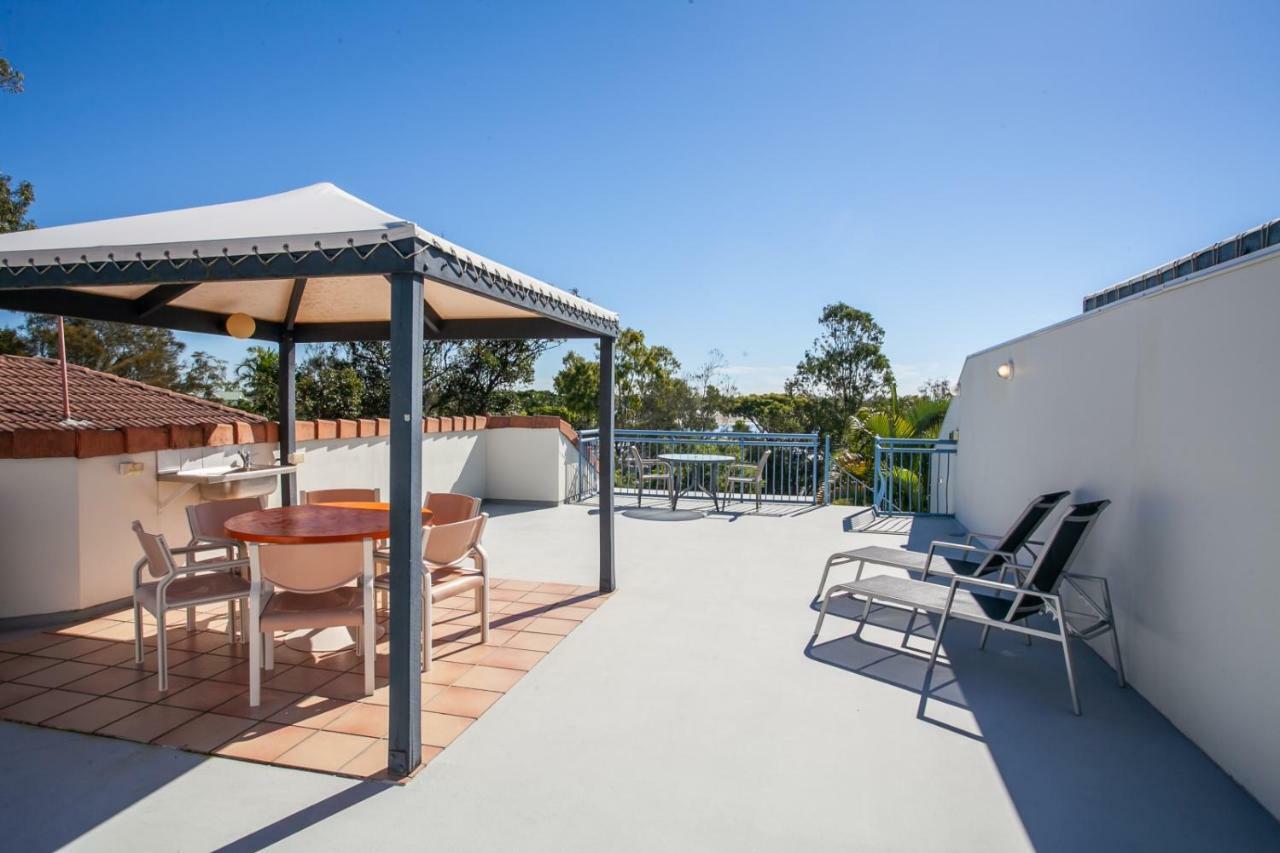 Noosa Riviera Resort นูซาวิลล์ ภายนอก รูปภาพ