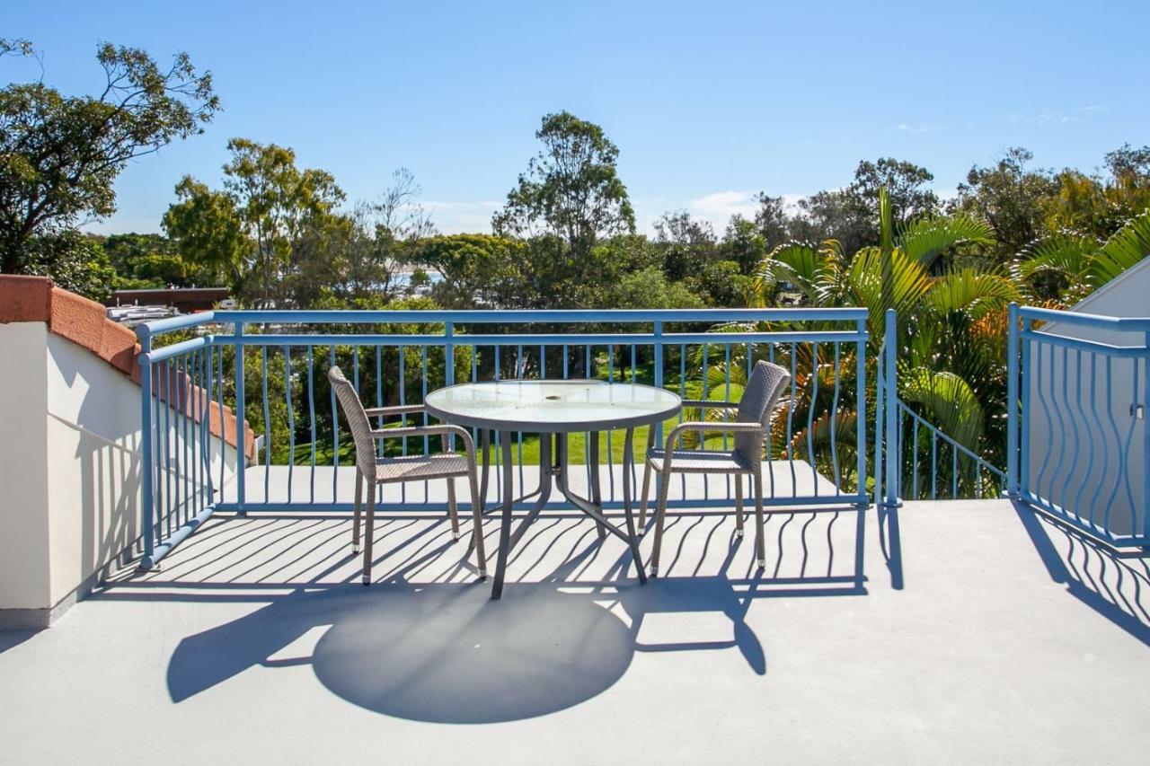 Noosa Riviera Resort นูซาวิลล์ ภายนอก รูปภาพ