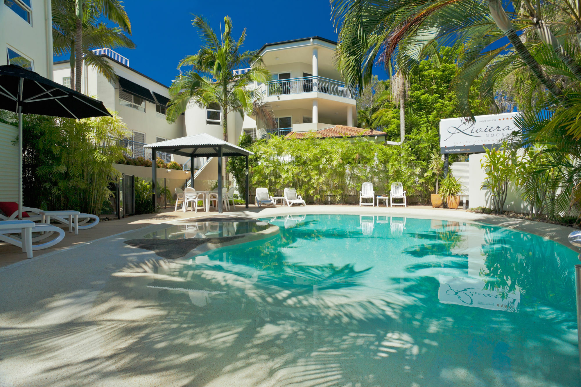 Noosa Riviera Resort นูซาวิลล์ ภายนอก รูปภาพ