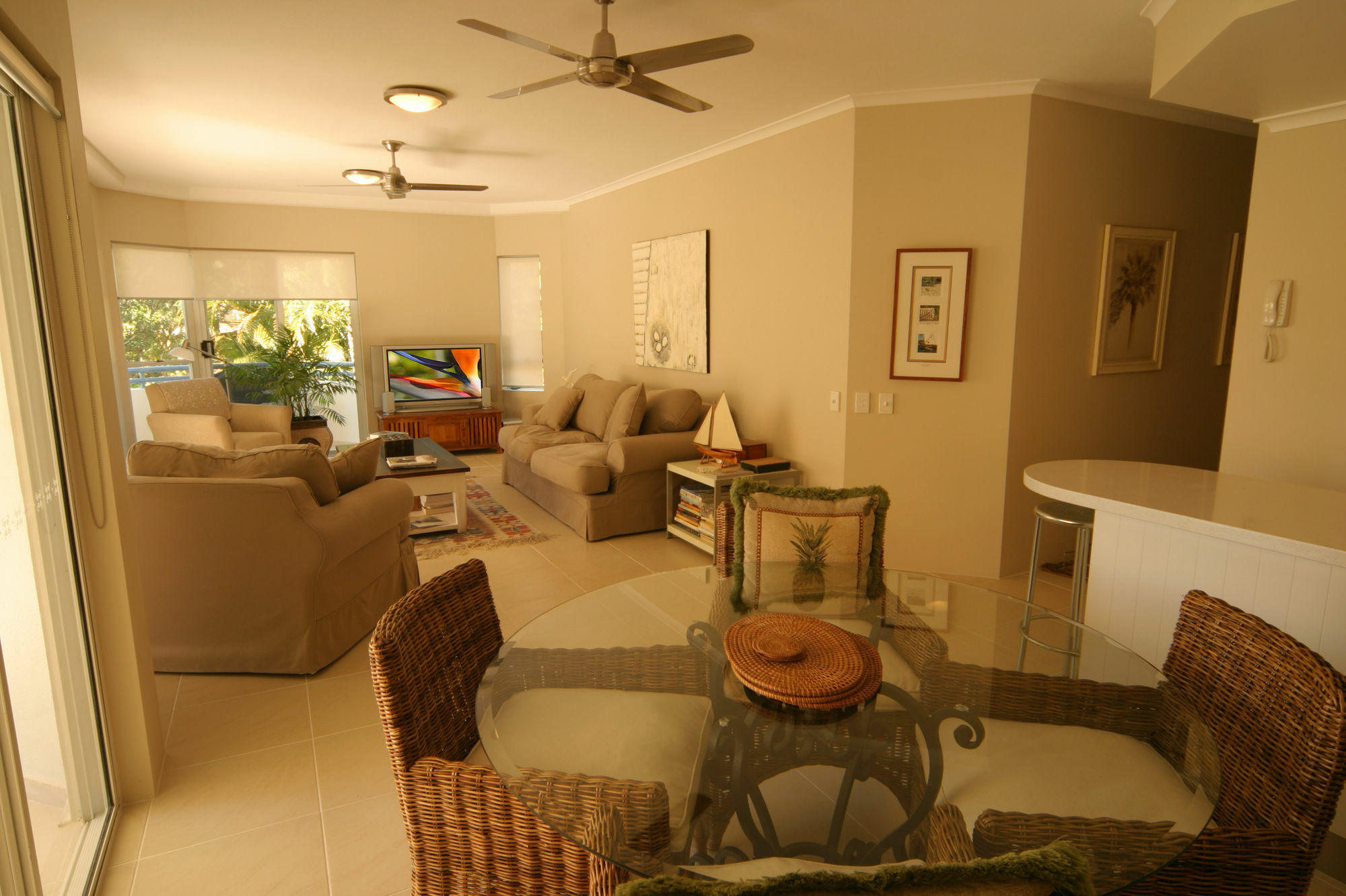 Noosa Riviera Resort นูซาวิลล์ ภายนอก รูปภาพ